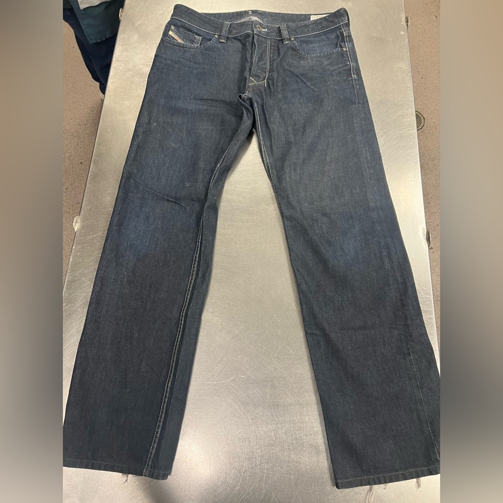 Diesel Men's Relaxed Jeans in Dark Blue